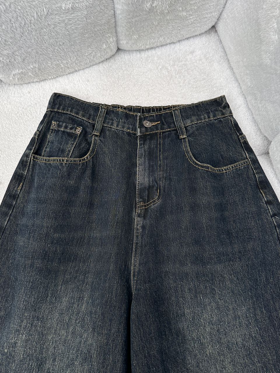 WhatsApp Image 2025-12-09 at 12.31.52_37bc4432