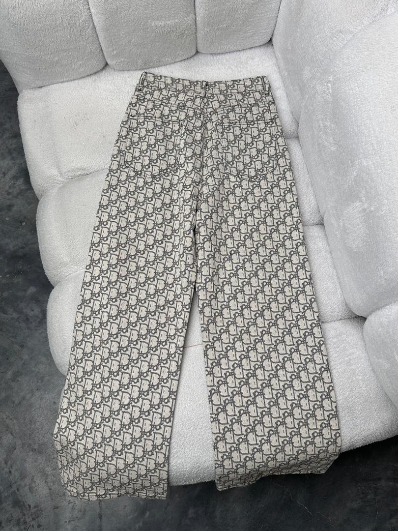 WhatsApp Image 2025-12-10 at 21.12.16_6935d2e2