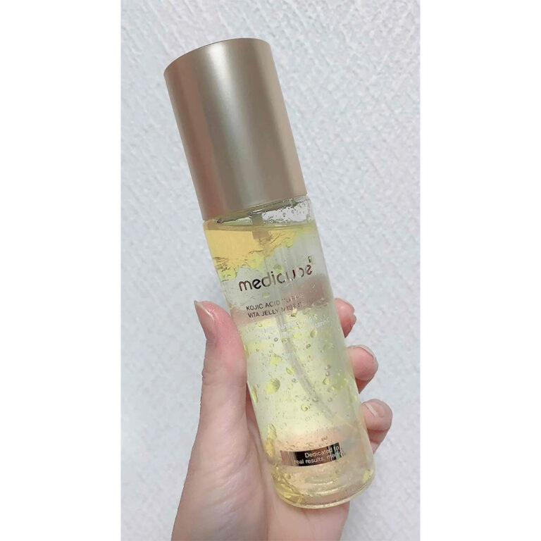 MEDICUBE-KOJIC-ACID-TURMERIC-VITA-JELLY-MIST-SERUM15-768x768