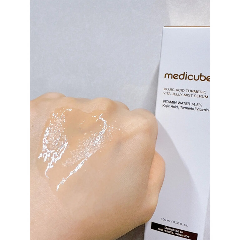 MEDICUBE-KOJIC-ACID-TURMERIC-VITA-JELLY-MIST-SERUM17-768x768