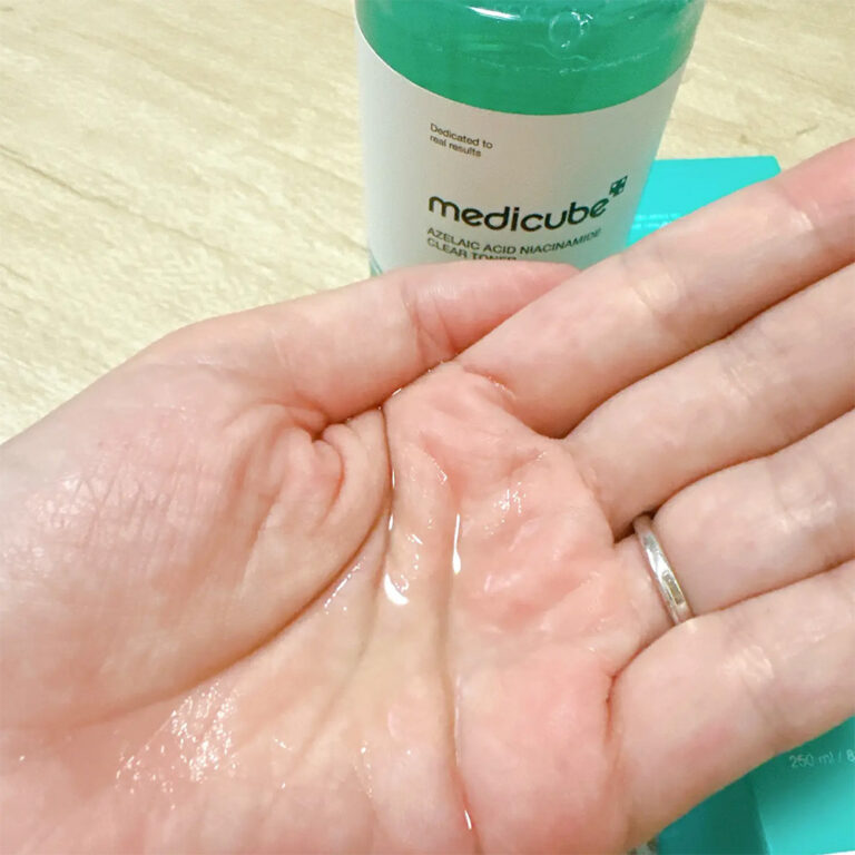 Medicube-Azelaic-Acid-Niacinamide-Clear-Toner-6-768x768